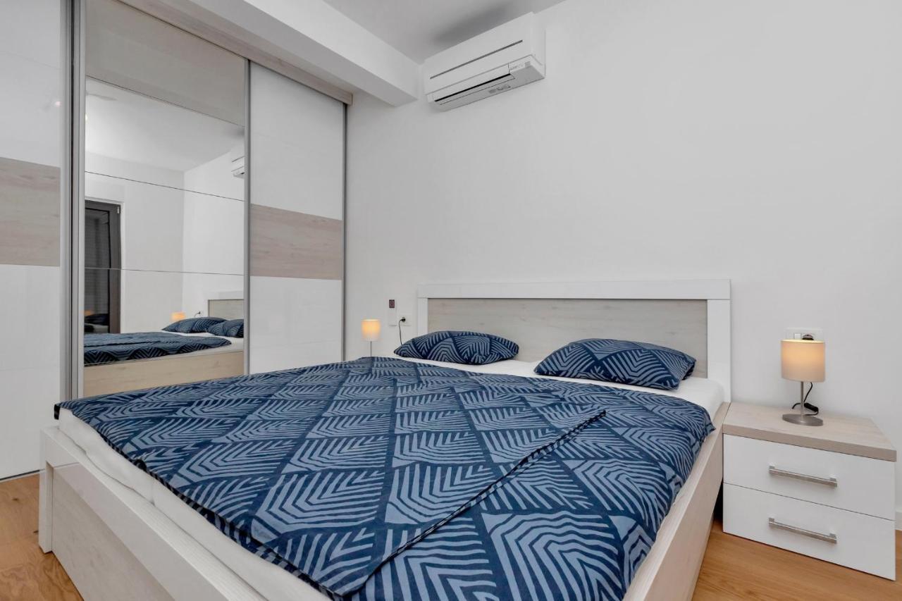 Luxury Apartment Sidro With Free Beach Parking มาคาร์สกา ภายนอก รูปภาพ