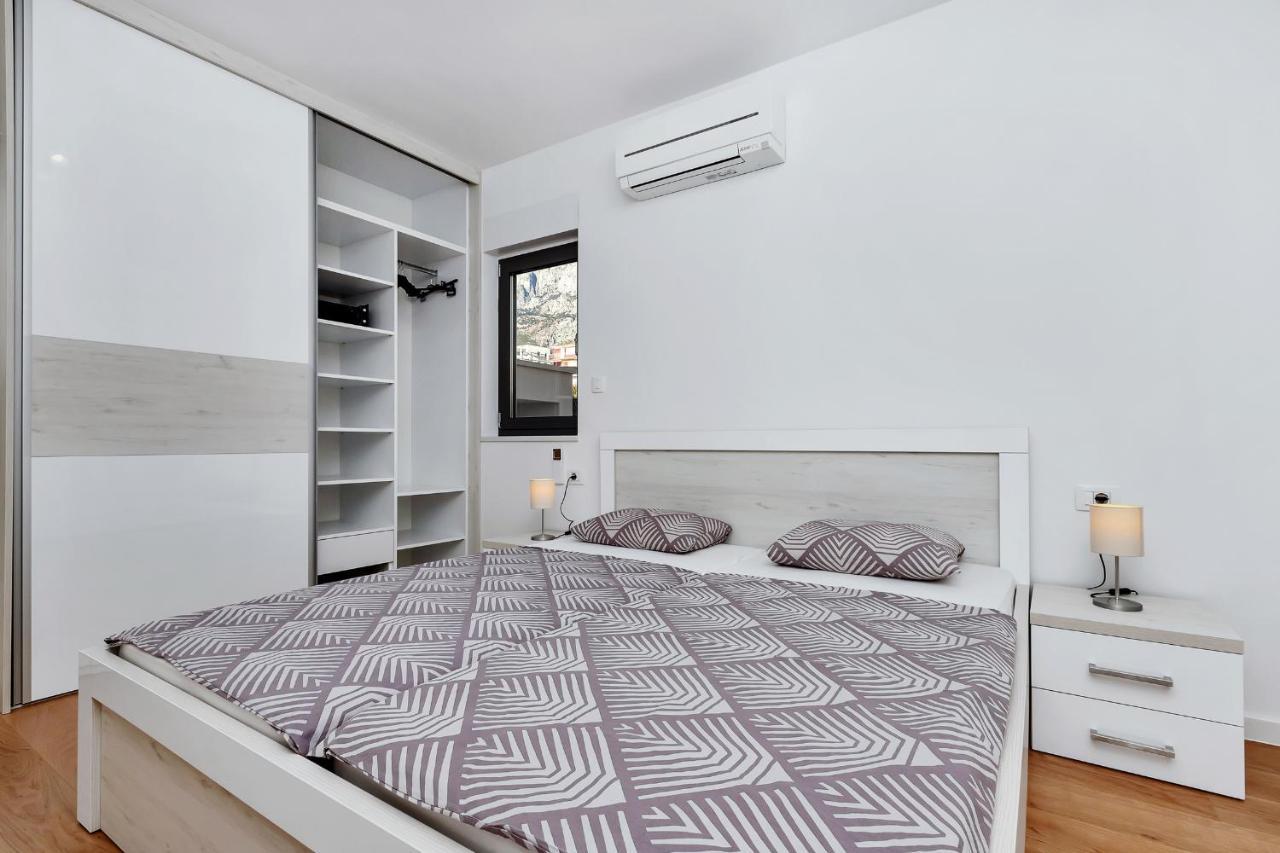 Luxury Apartment Sidro With Free Beach Parking มาคาร์สกา ภายนอก รูปภาพ